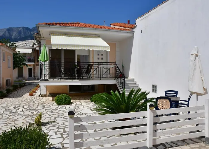 Case de vacanță La *